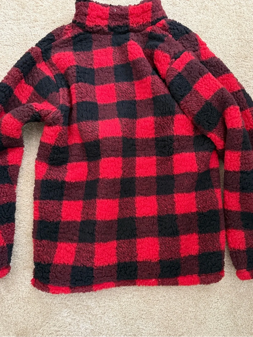 Womens KC Plaid Pullover with sequins M